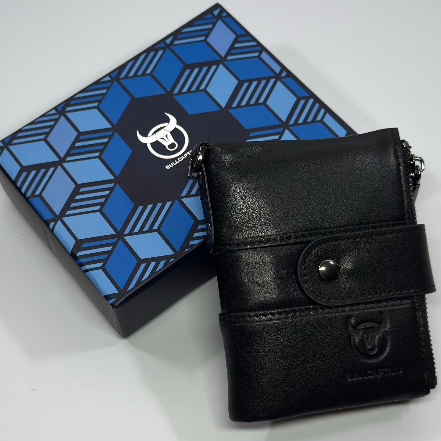 Billetera BULLCAPTAIN Titan de Cuero Genuino