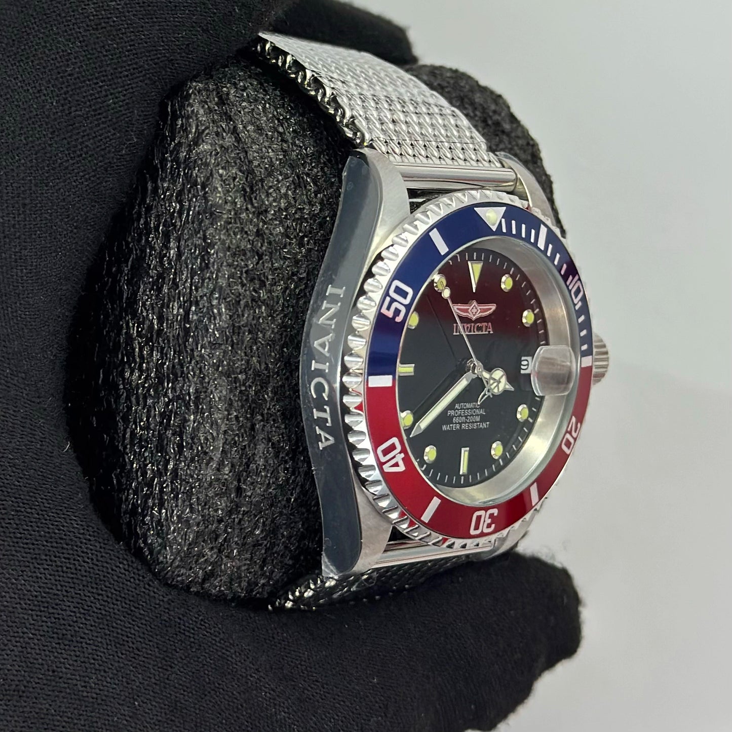 Reloj Automático INVICTA Pro Driver Apex Submarino Pepsi 200 Metros 40mm