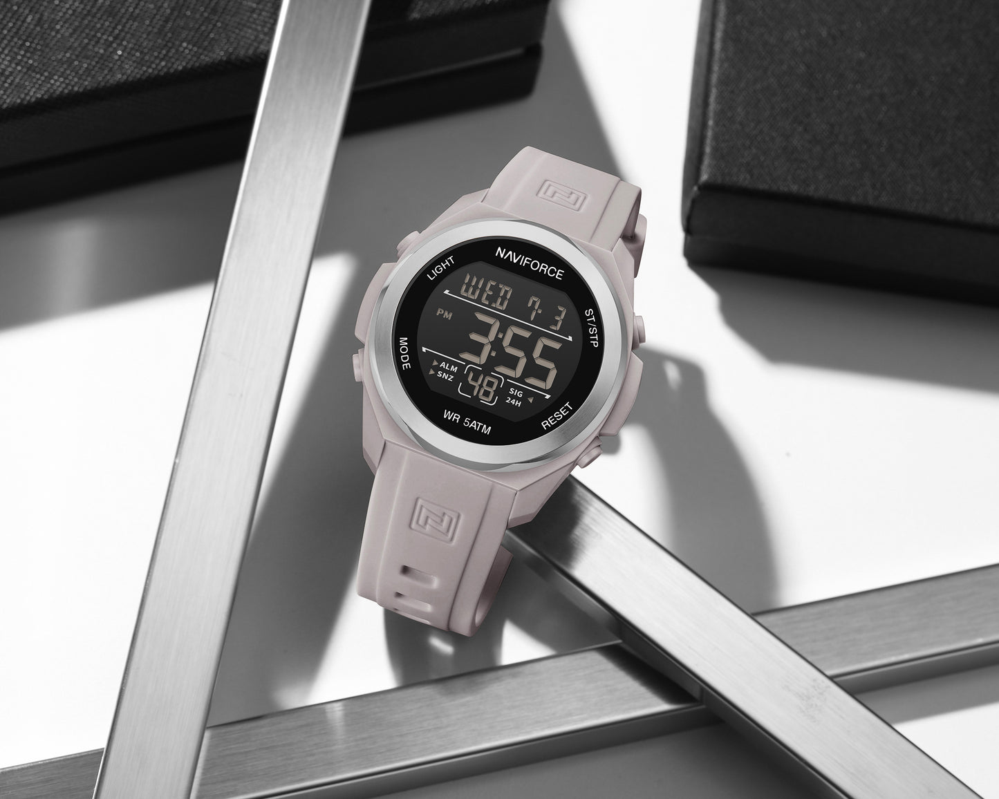 Reloj NAVIFORCE Digital Display Thin Acuatico