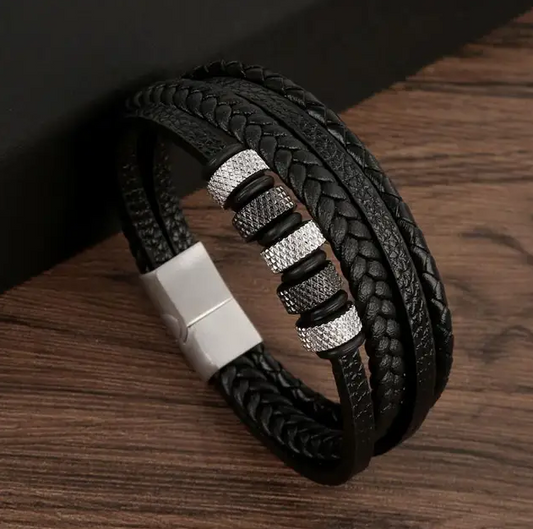 Pulsera De Cuero Dynamo 21cm