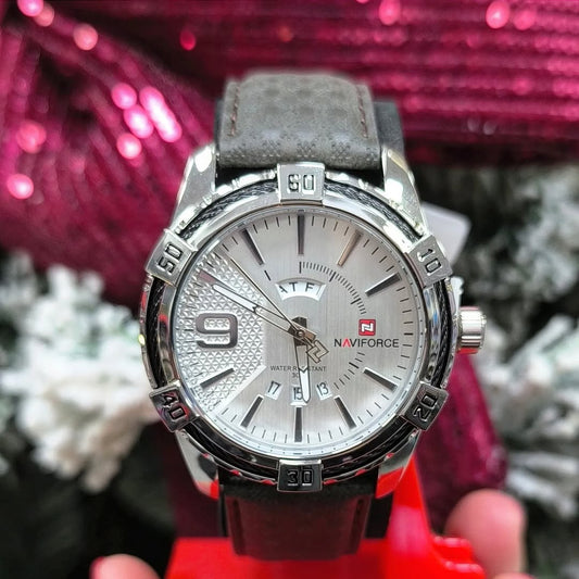 Reloj NAVIFORCE Cuero Strange Classic