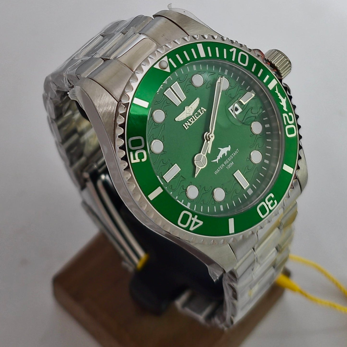 Reloj INVICTA Pro Diver Green 43mm 100metros (30020)