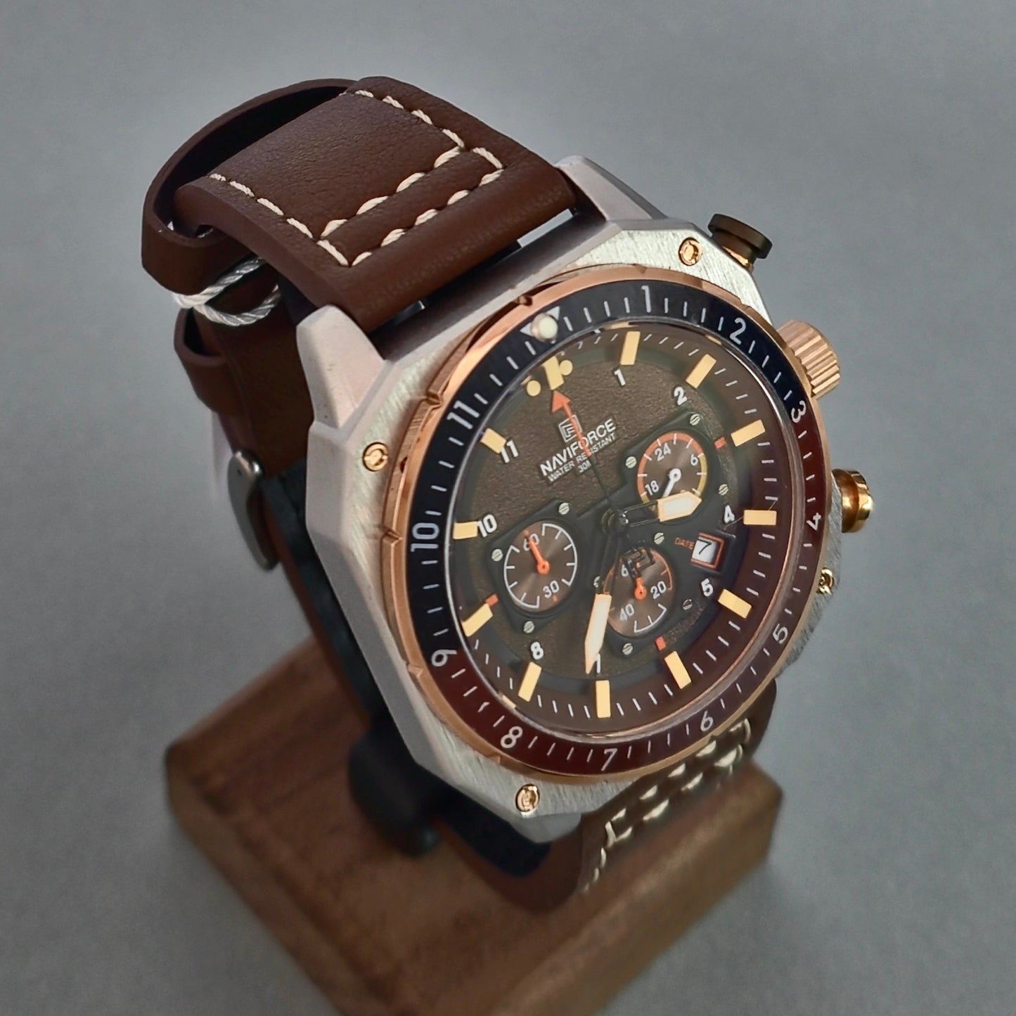 Reloj NAVIFORCE Competitive Leather