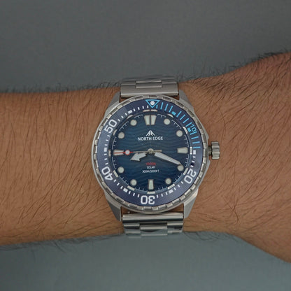 Reloj NORTH EDGE Triton Energía Solar 300 Metros