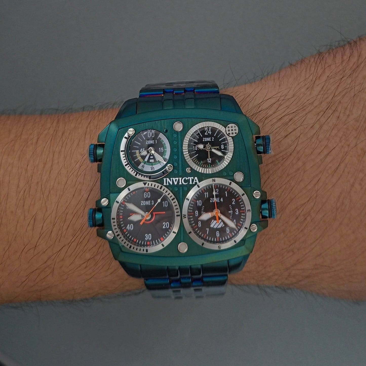 Reloj INVICTA Aviator Zulu 4Zone Green 50mm (50657)