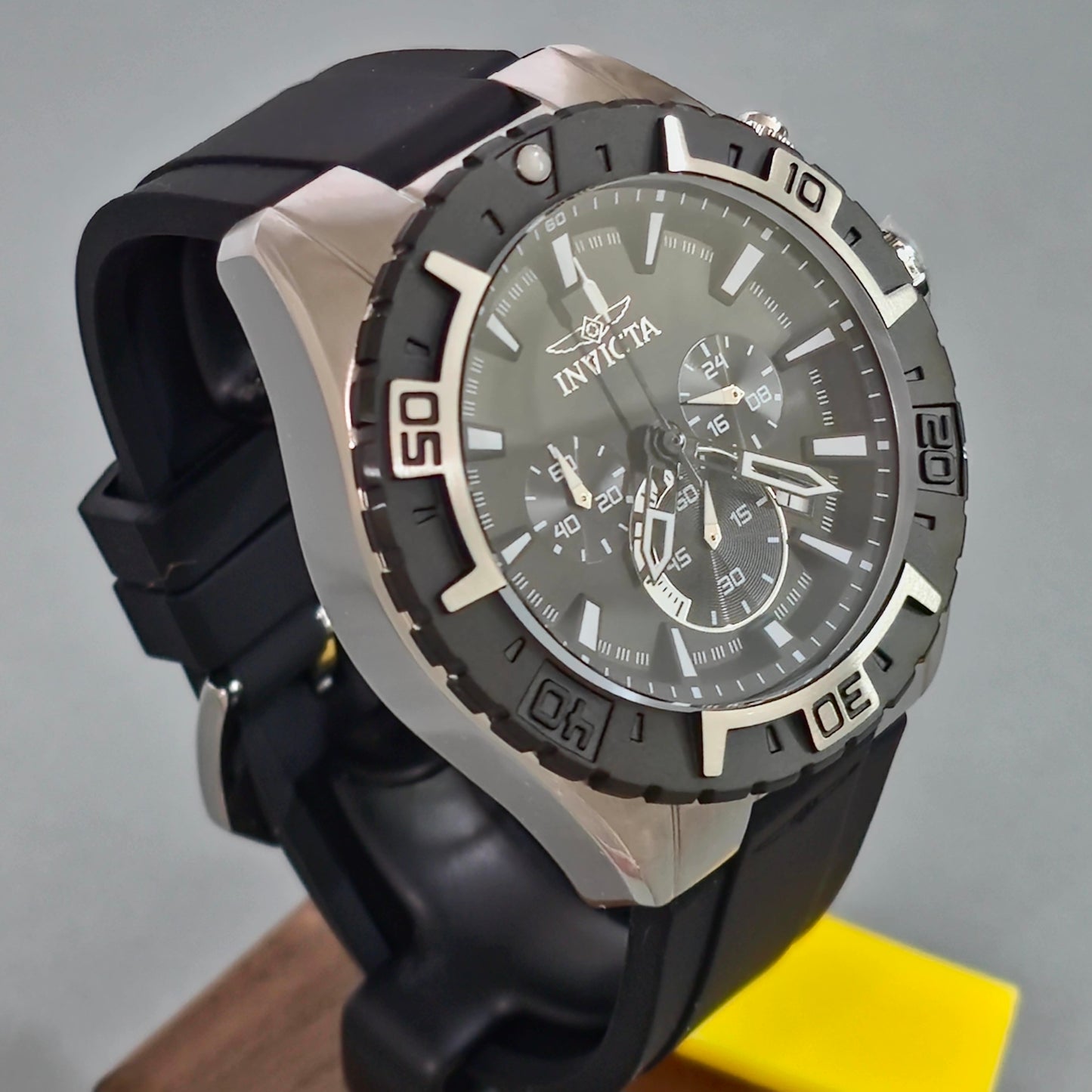 Reloj INVICTA Aviator Deportivo Black 49mm (37630)
