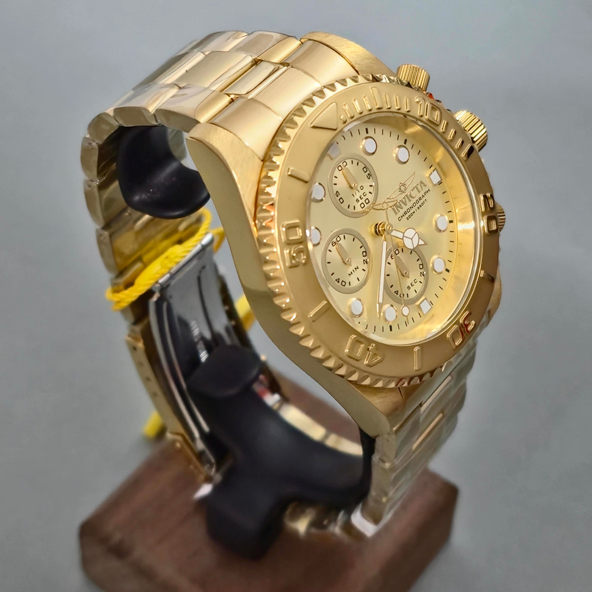 Reloj INVICTA Pro Diver Chronograph Gold 200metros 43.5mm (1774)