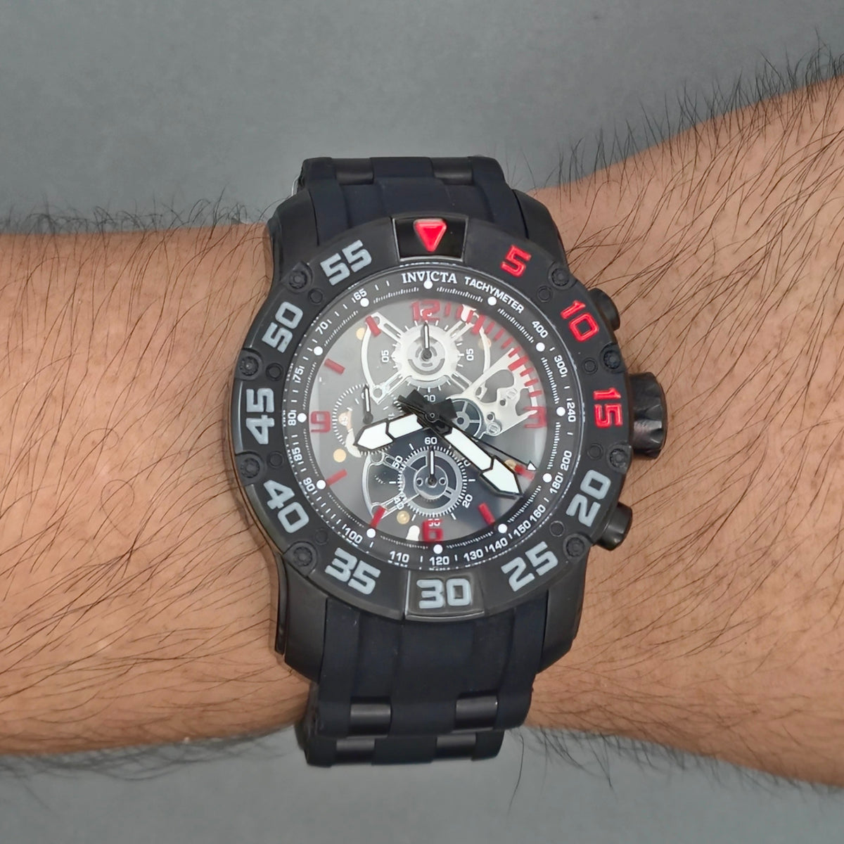 Reloj INVICTA Racing JM Edición Limitada 48mm (48063)