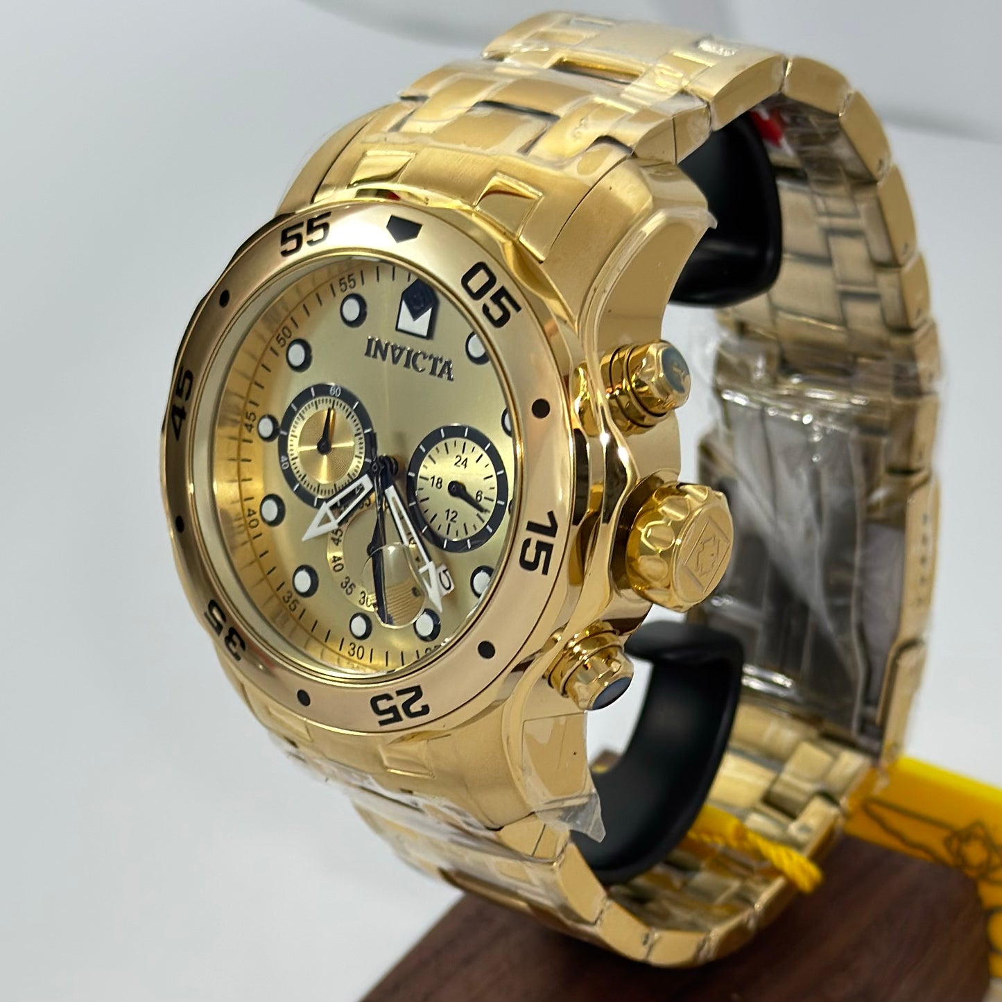 Reloj INVICTA Pro Driver SCUBA Gold 48mm (0074)