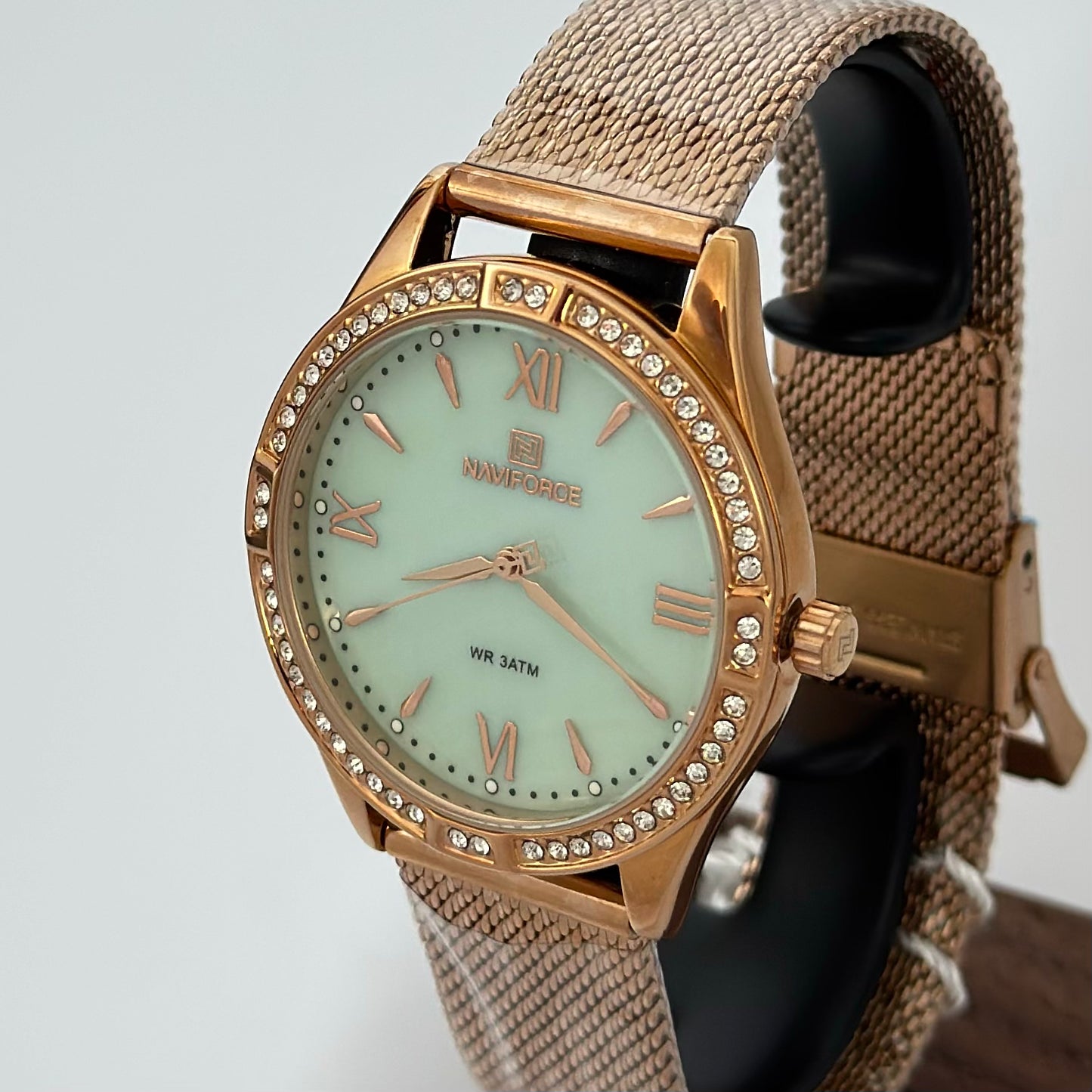 Reloj NAVIFORCE Green Gem para Dama