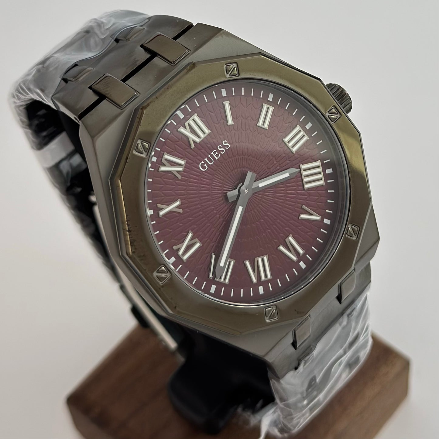 Reloj GUESS Asset GunMetal Rubí GW0575G5