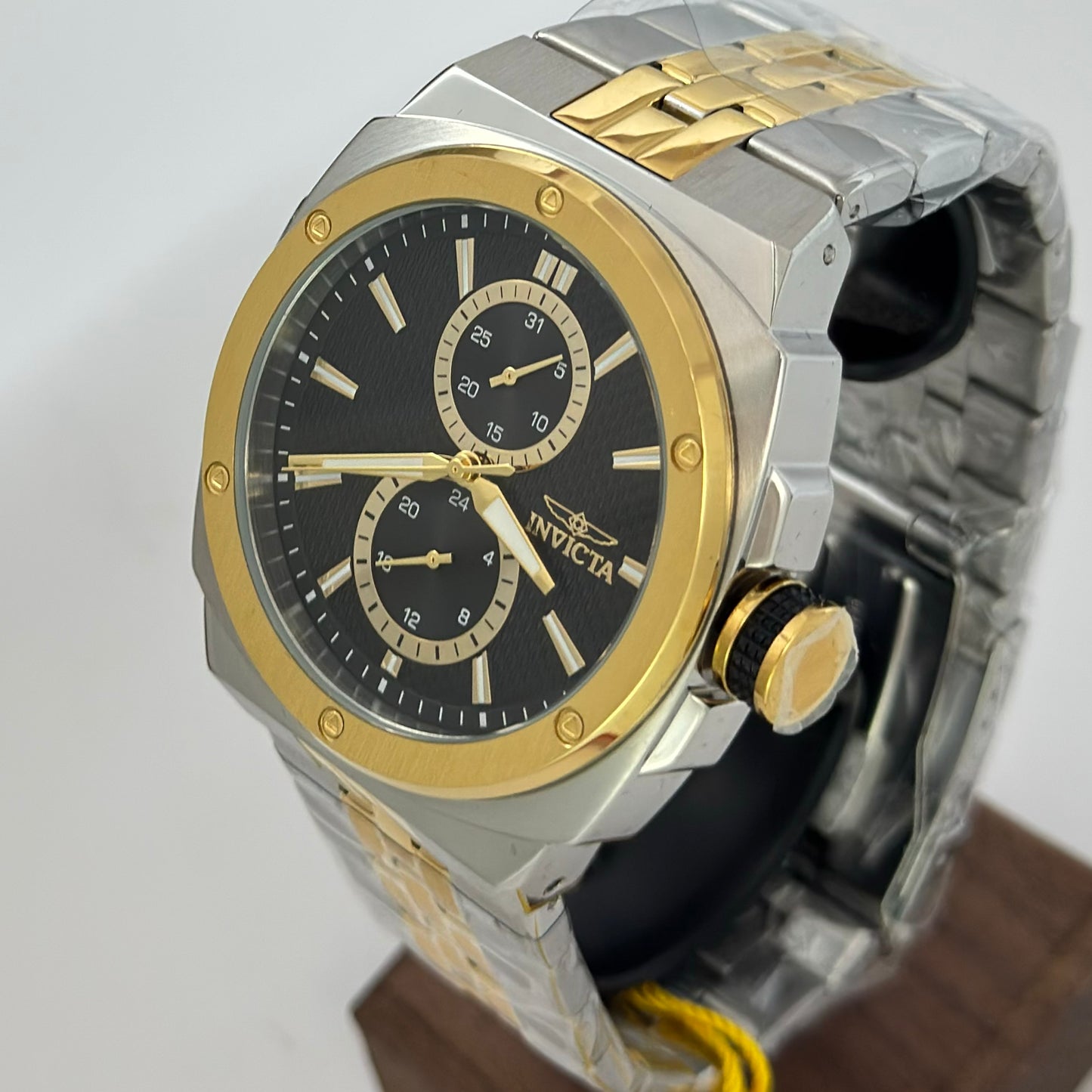 Reloj INVICTA Sea Vulture Golden Black 44mm (50153)