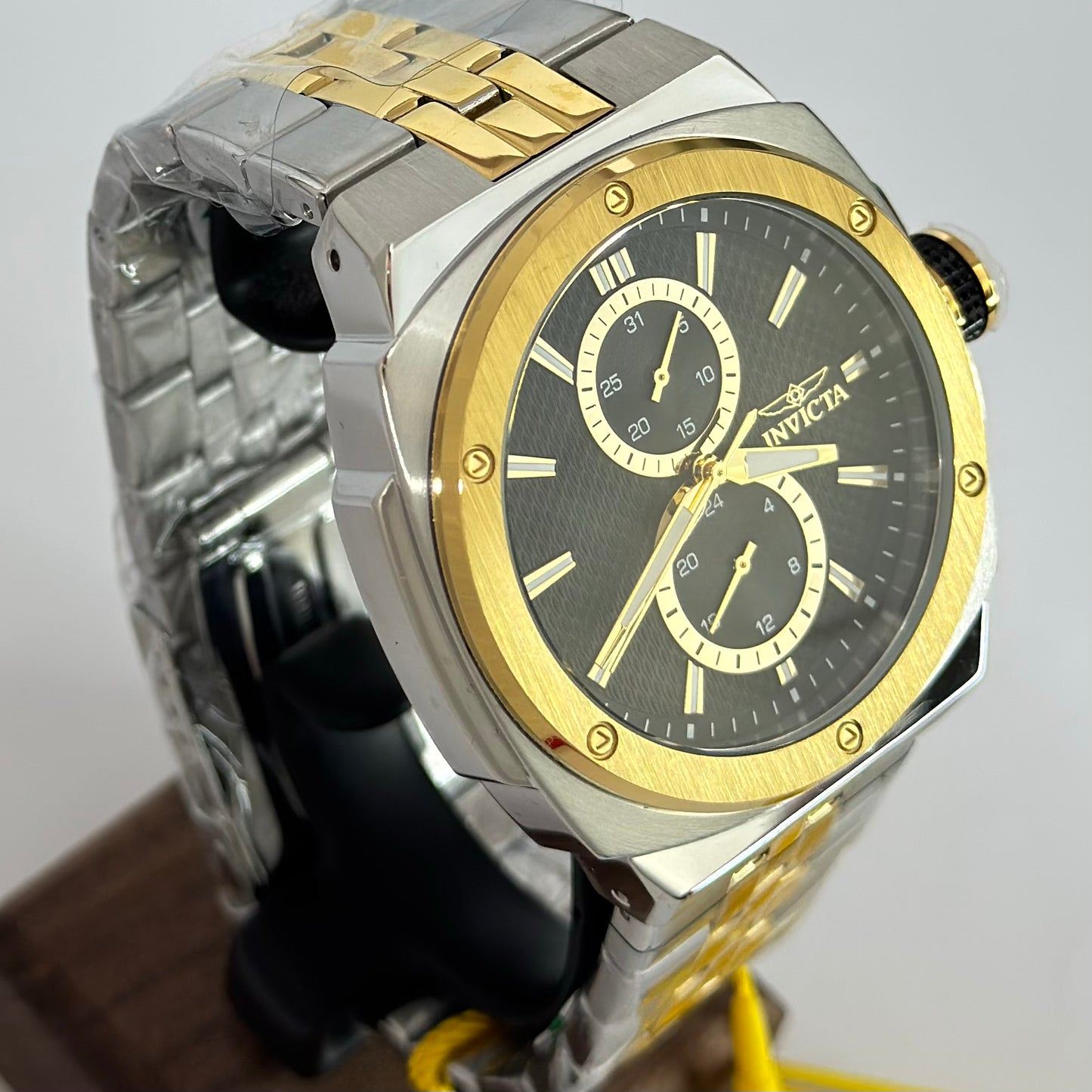 Reloj INVICTA Sea Vulture Golden Black 44mm (50153)