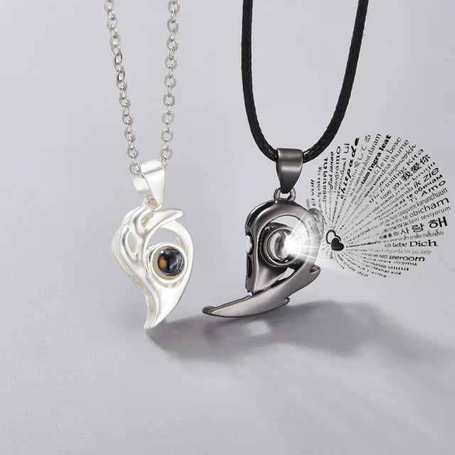 Collar Corazon Dividido 100 idiomas 2 en 1