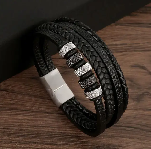 Pulsera De Cuero Dynamo 21cm